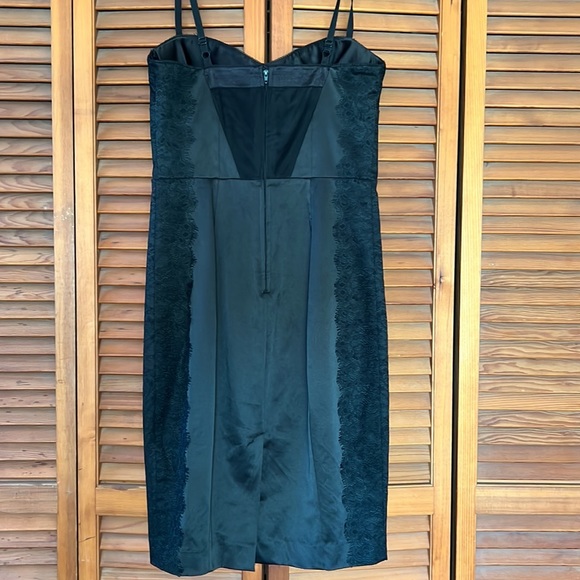 Incredible Guess minidress - Picture 2 of 6